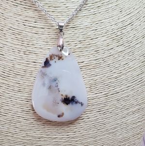 Scenic Dendritic pendant on 18" chain